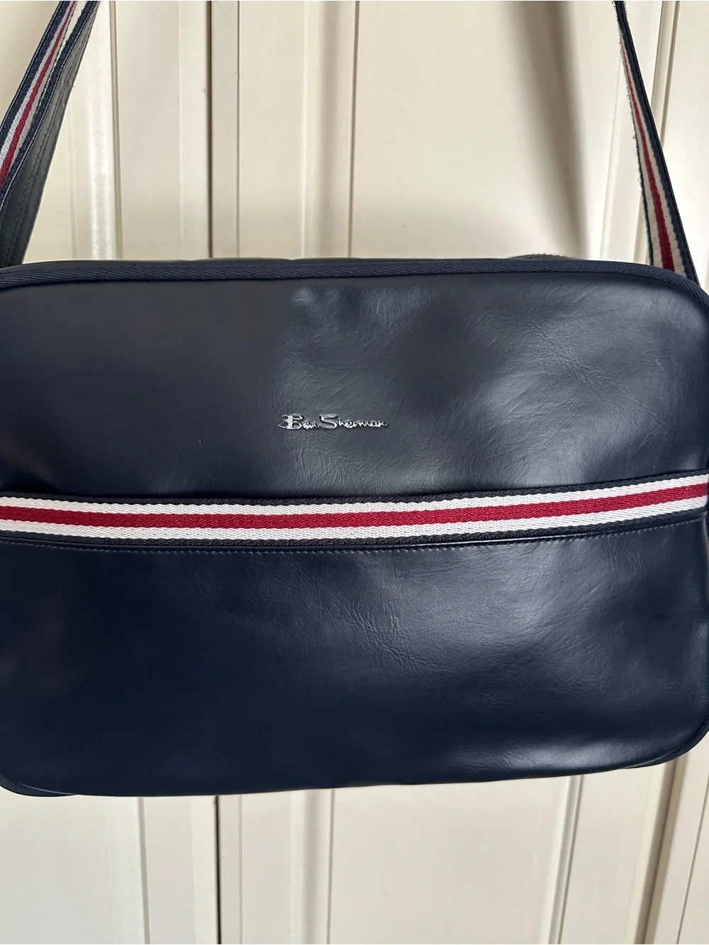 ✈️ Ben Sherman Iconic Navy Messenger Bag
